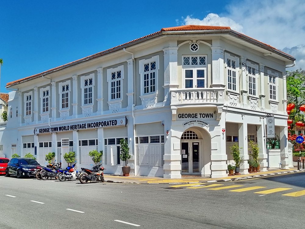 Penang Georgetown street art - heritage city tour package with food tasting and cultural attractions