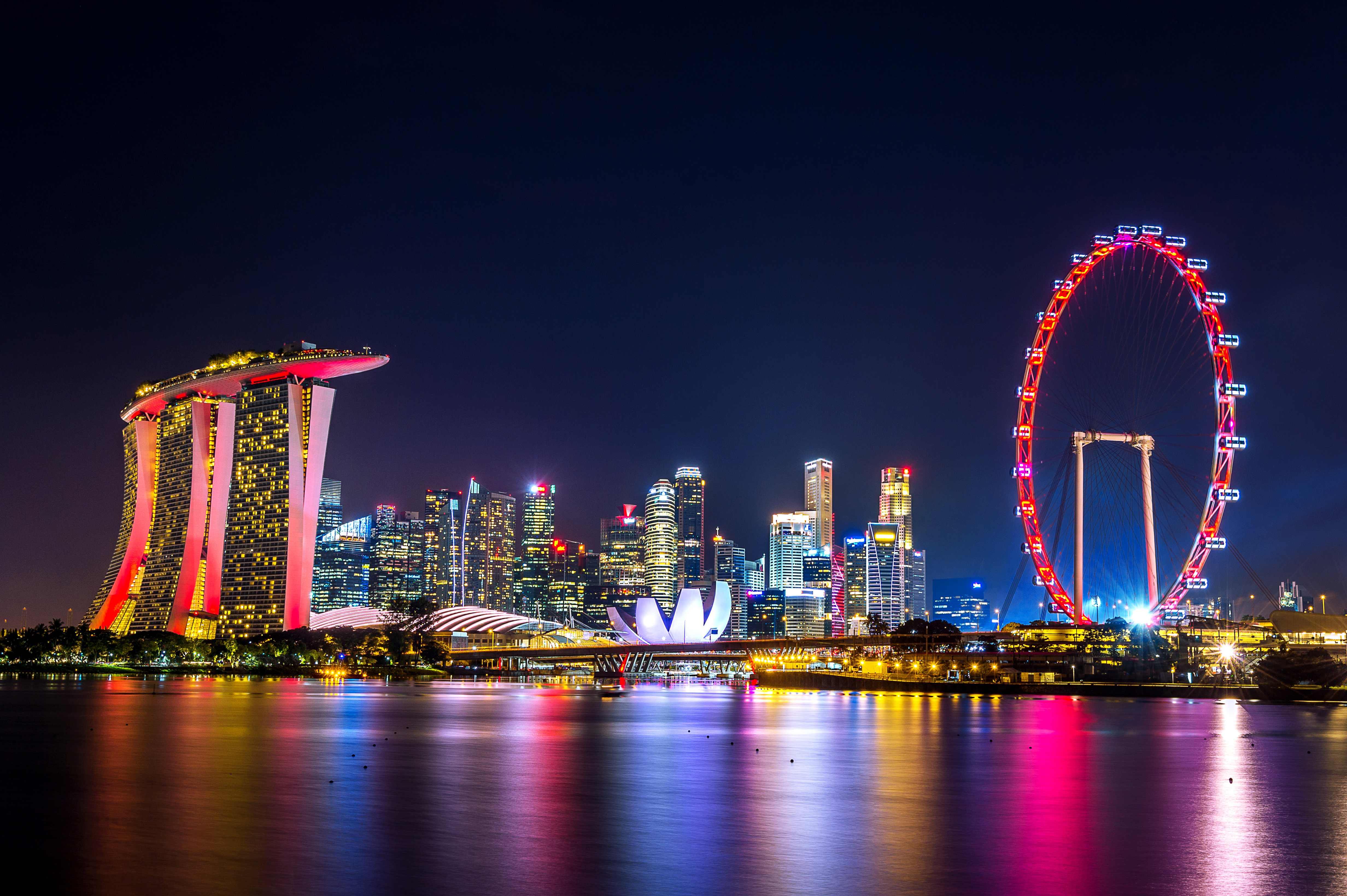 Singapore skyline with Marina Bay Sands - day trip tour package from Malaysia with bus charter