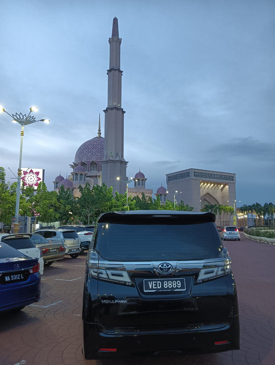 Toyota Vellfire premium MPV - luxury chauffeur service