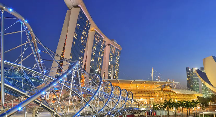 Singapore day trip package - Marina Bay Sands, Merlion Park, Orchard Road shopping tour from KL
